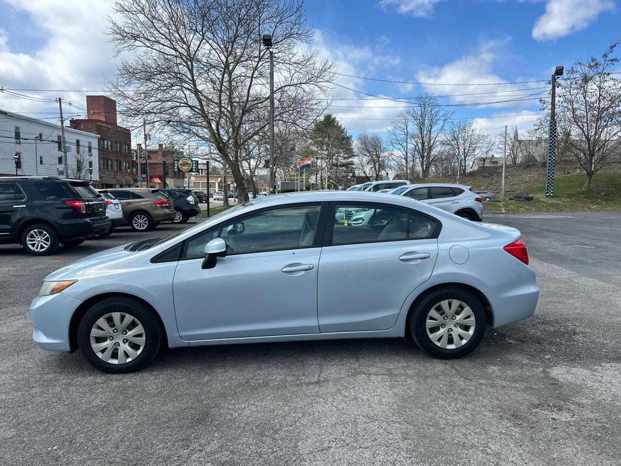 Honda Civic 4dr Sdn LX Auto 2012