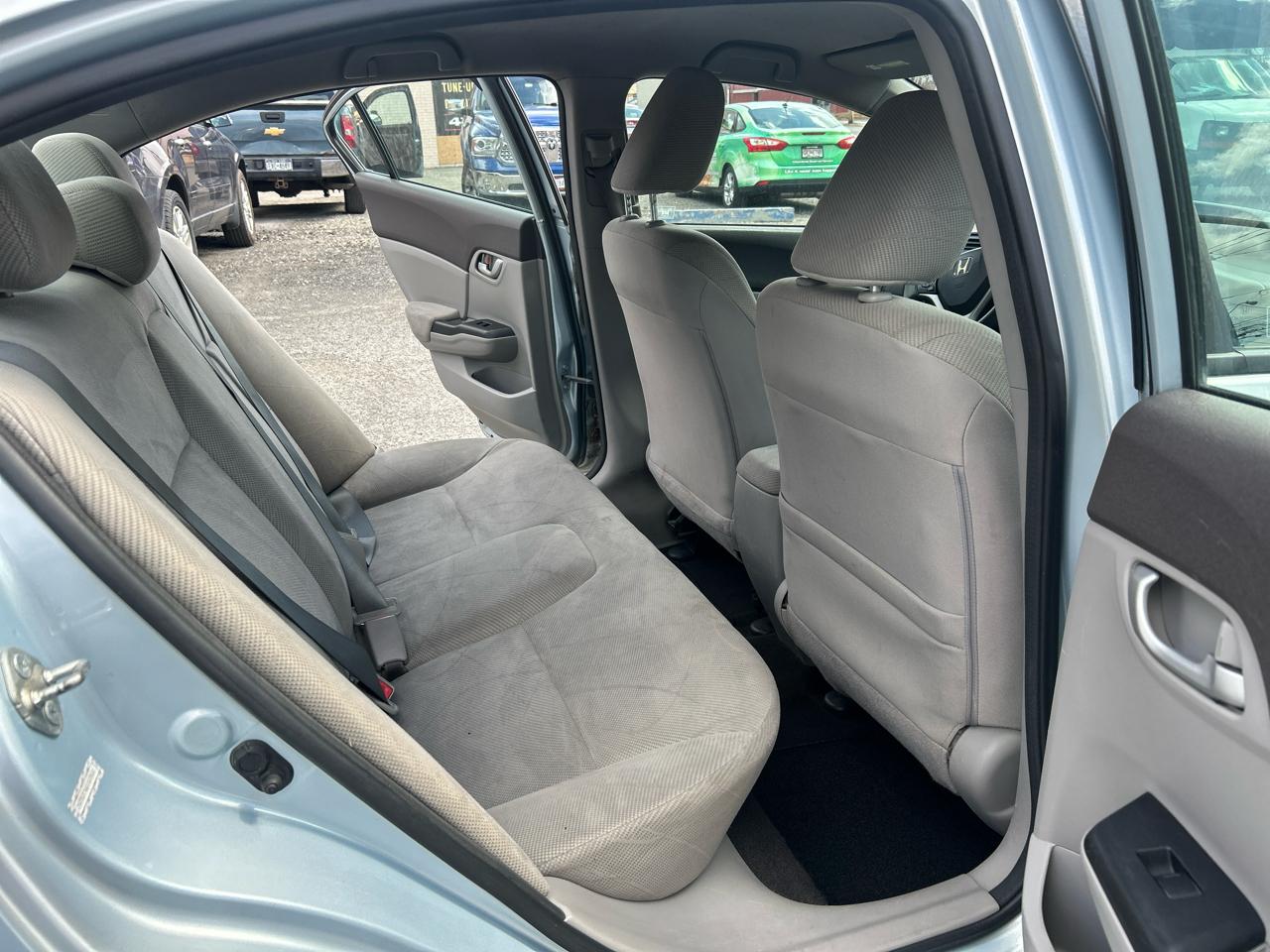 Honda Civic 4dr Sdn LX Auto 2012