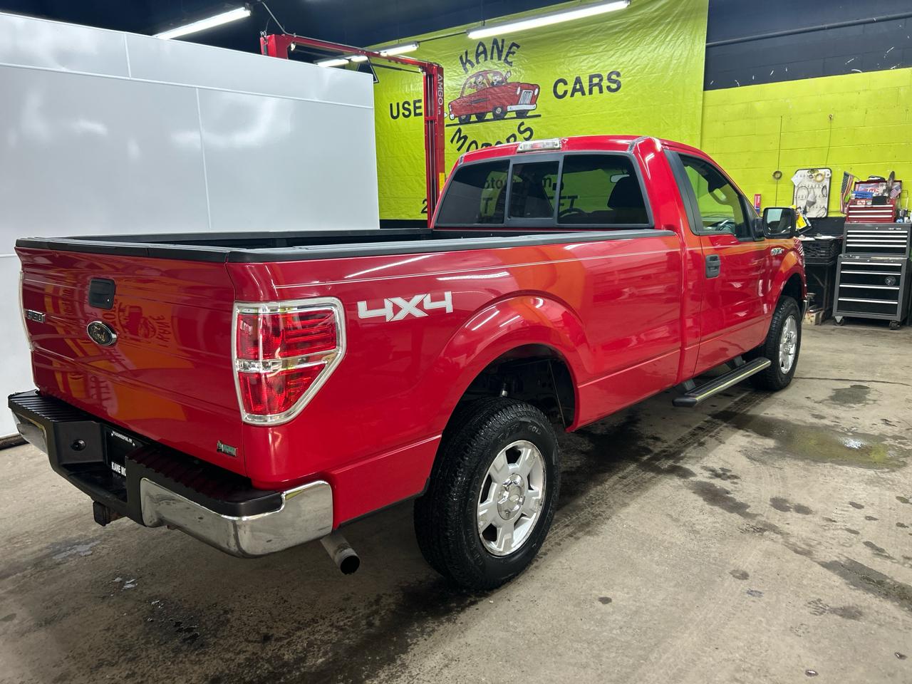 Ford F-150 4WD Reg Cab 126" XLT 2010