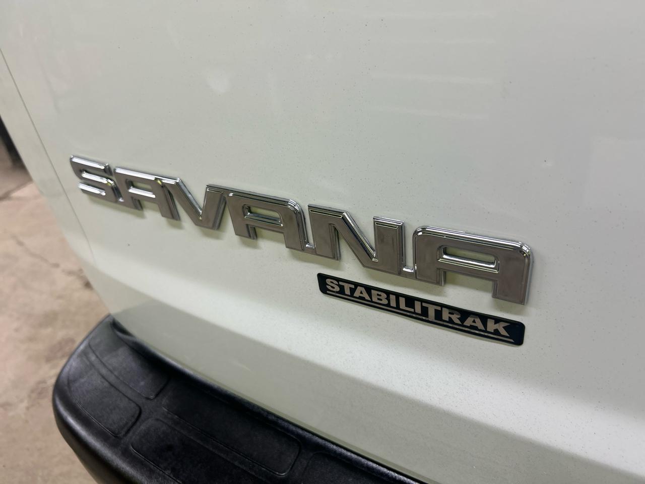 GMC Savana G3500 Cargo 2013