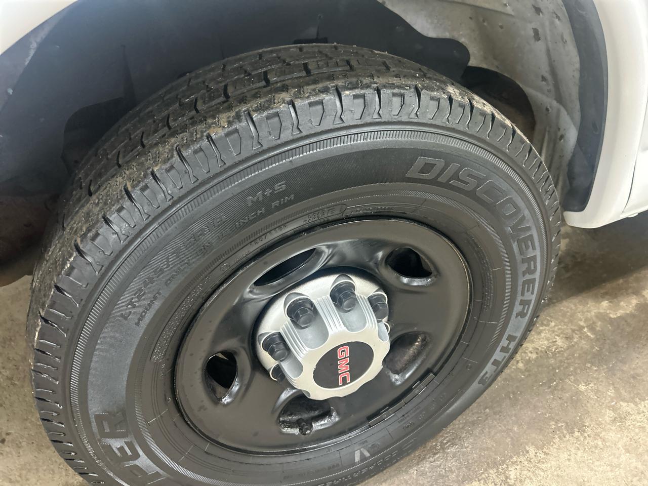 GMC Savana G3500 Cargo 2013