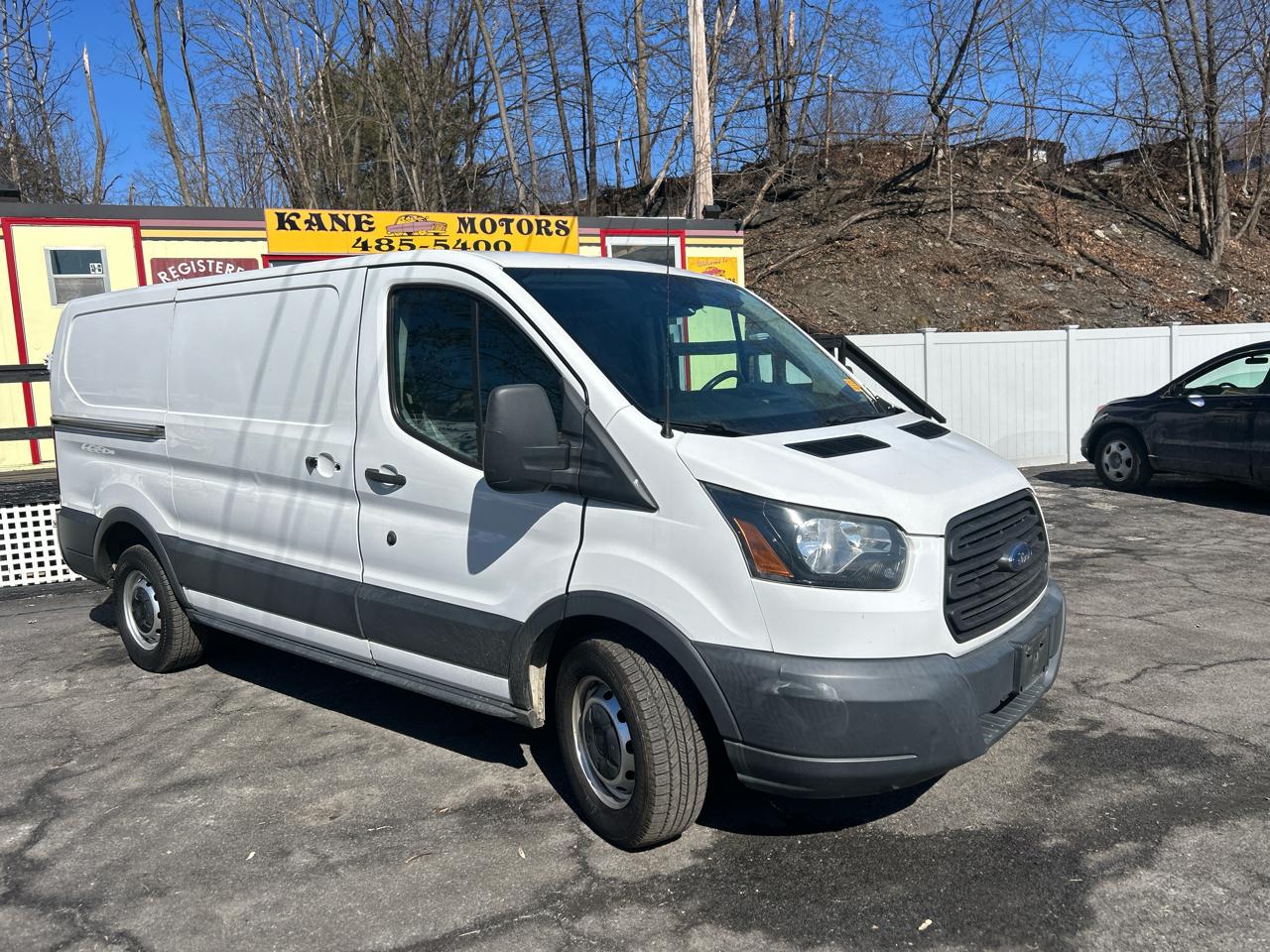 Ford Transit 150 Van Low Roof w/Sliding Pass. 130-in. WB 2016