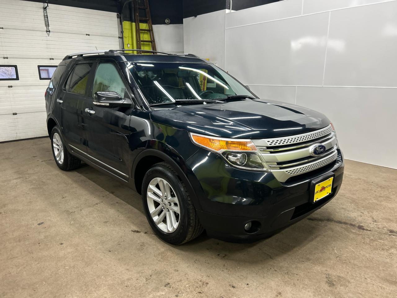 Ford Explorer 4dr Wagon 4WD XLT 2014