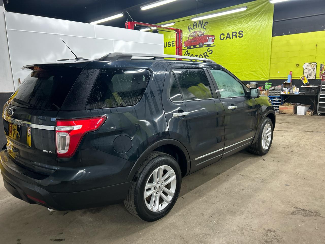 Ford Explorer 4dr Wagon 4WD XLT 2014