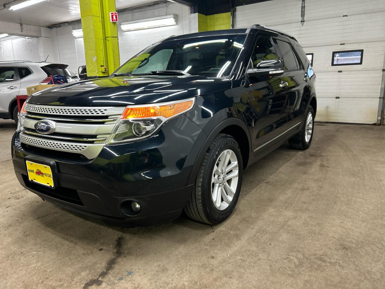 Ford Explorer 4dr Wagon 4WD XLT 2014