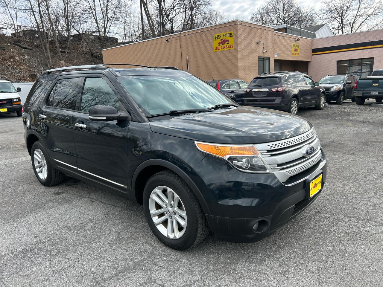 Ford Explorer 4dr Wagon 4WD XLT 2014