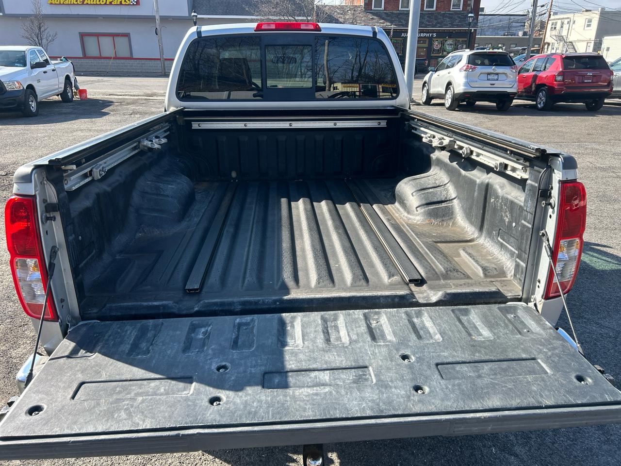 Nissan Frontier LE King Cab 2WD 2006