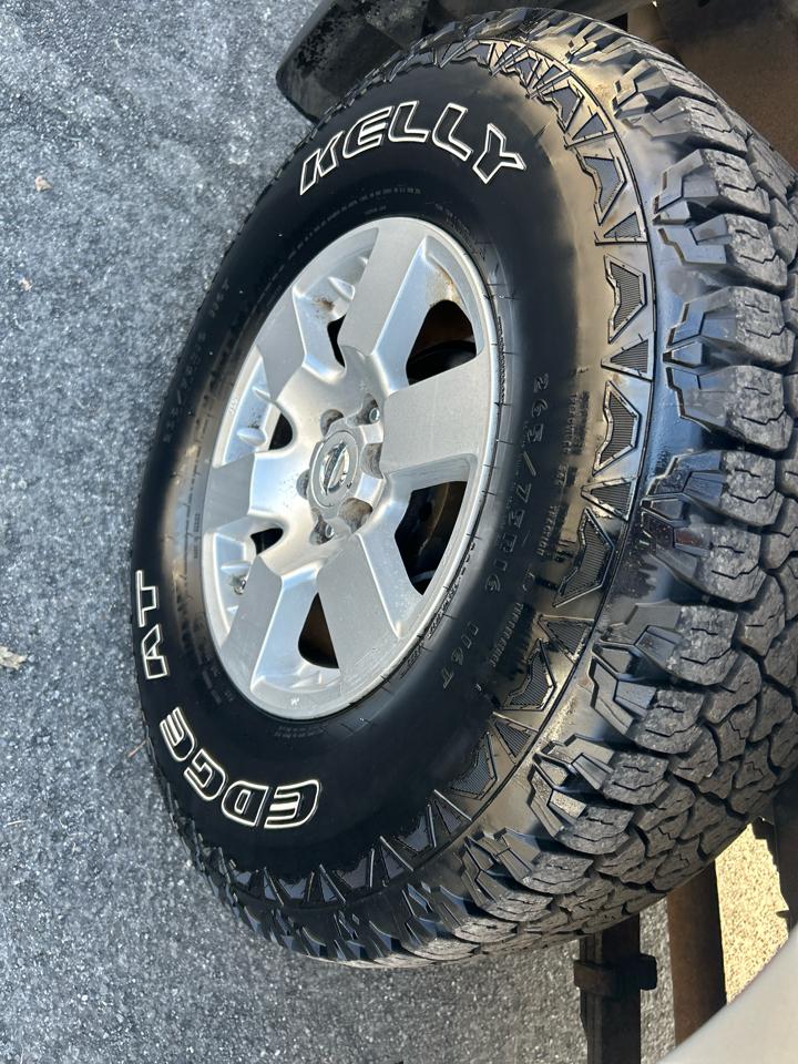 Nissan Frontier LE King Cab 2WD 2006