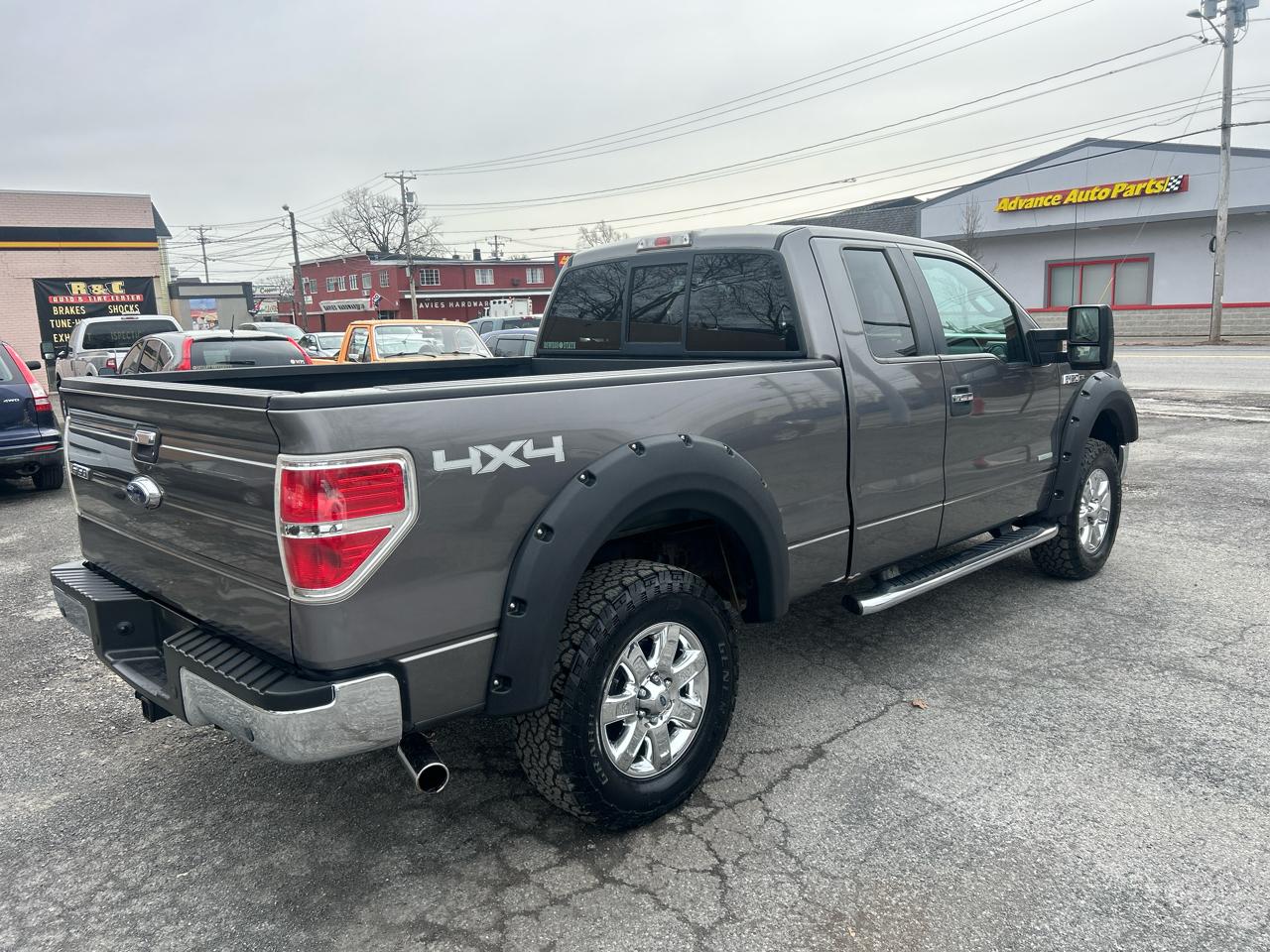 Ford F-150 4WD SuperCrew Flareside 157" XLT 2013