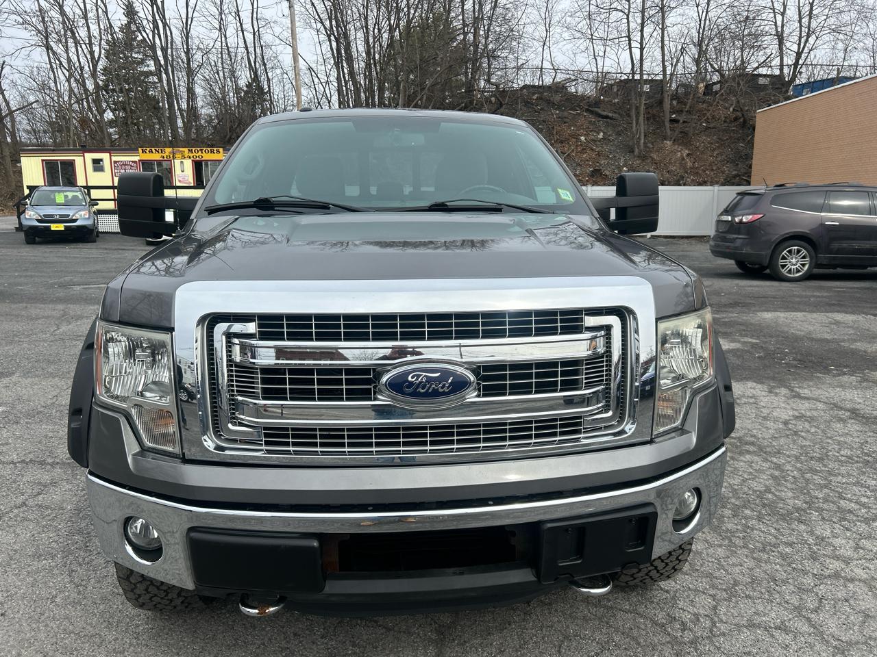 Ford F-150 4WD SuperCrew Flareside 157" XLT 2013