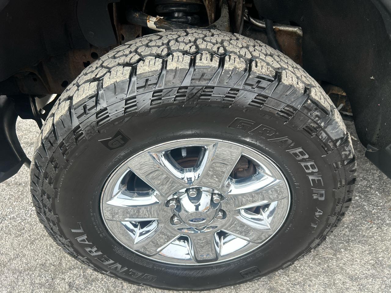 Ford F-150 4WD SuperCrew Flareside 157" XLT 2013