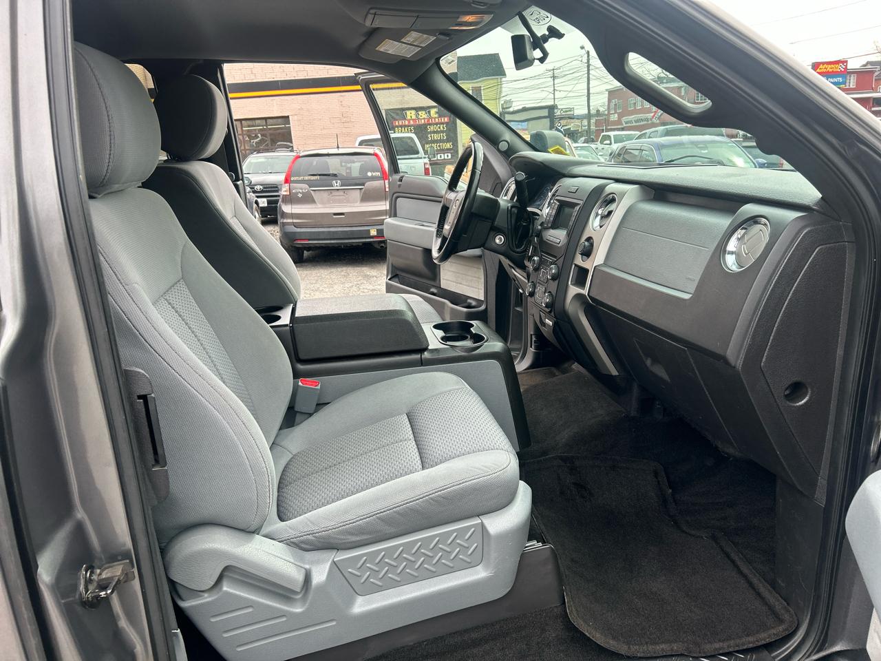 Ford F-150 4WD SuperCrew Flareside 157" XLT 2013