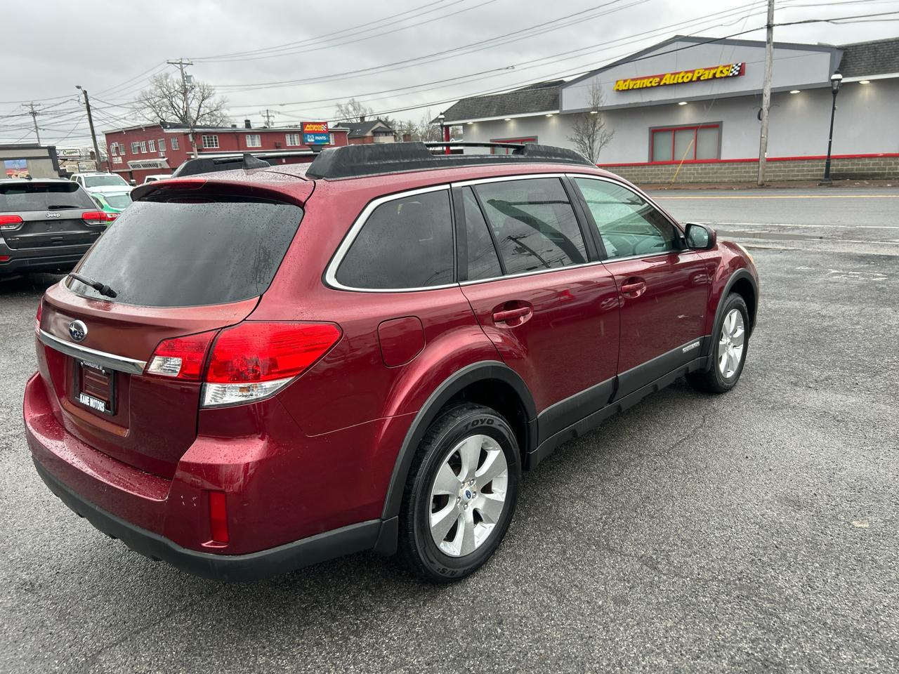 Subaru Outback 3.6R Limited 2011