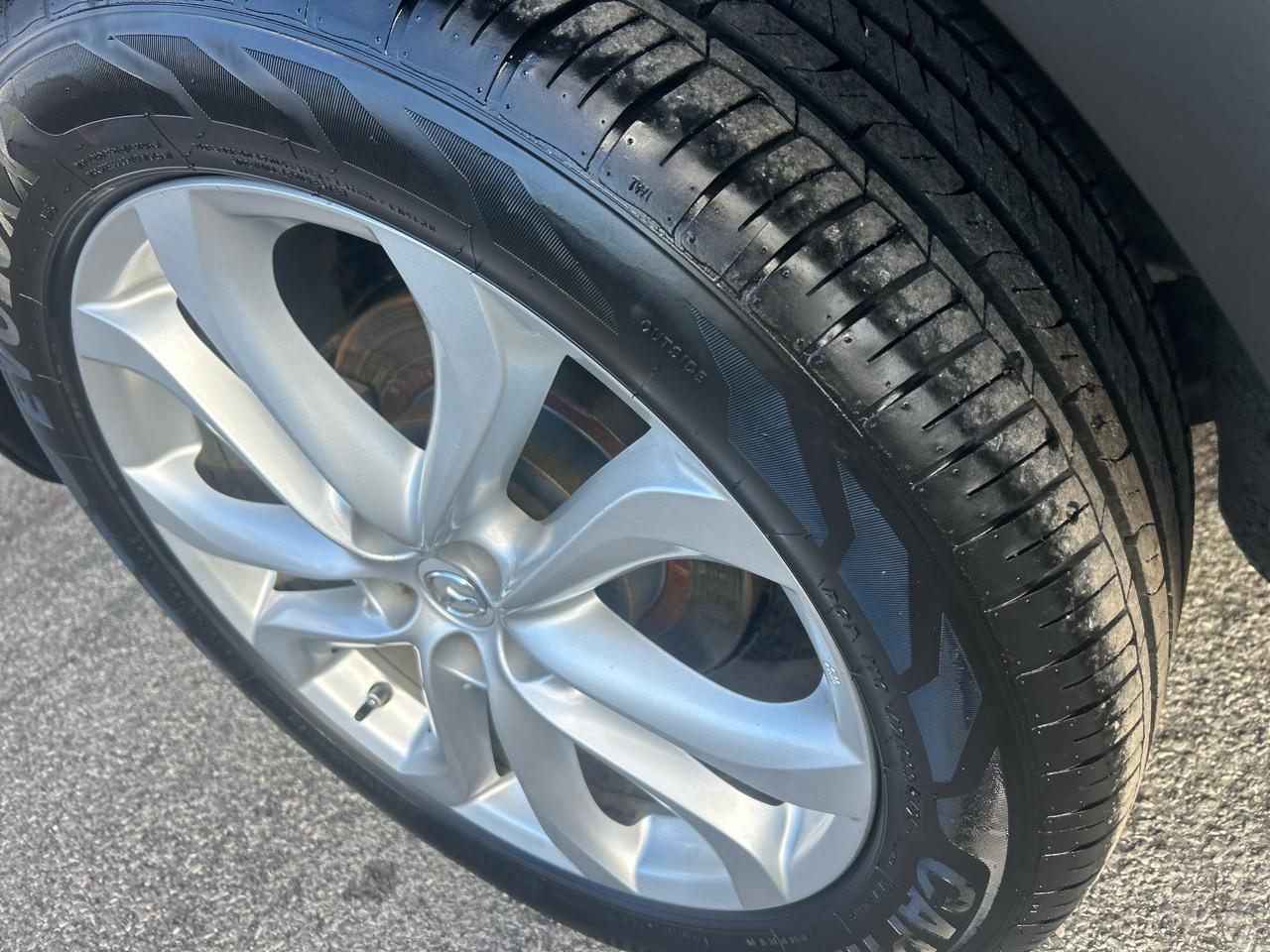 Mazda CX-9 Grand Touring AWD 2011