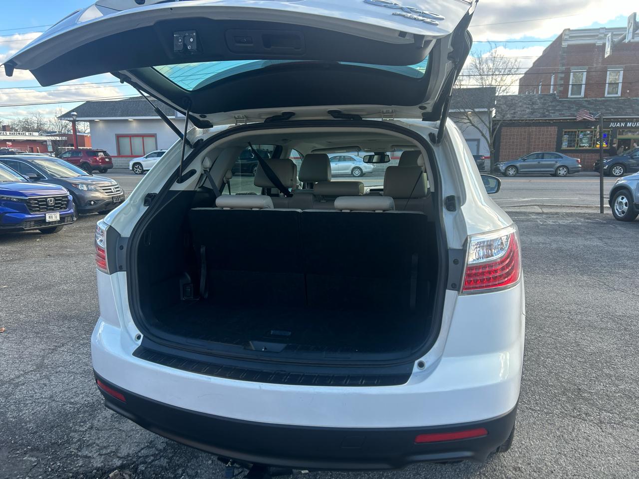 Mazda CX-9 Grand Touring AWD 2011