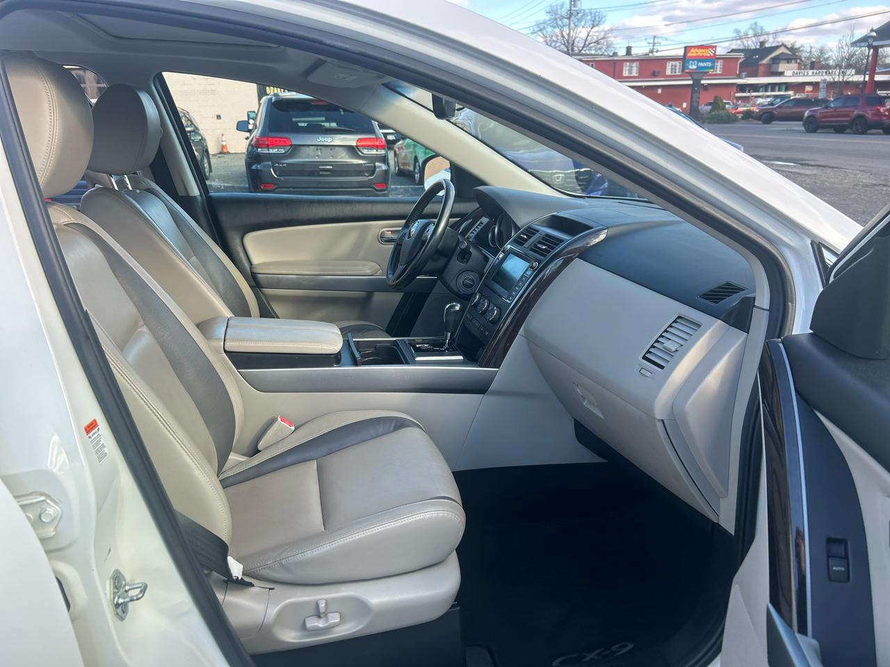 Mazda CX-9 Grand Touring AWD 2011