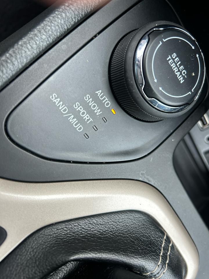 Jeep Cherokee Limited 4WD 2015