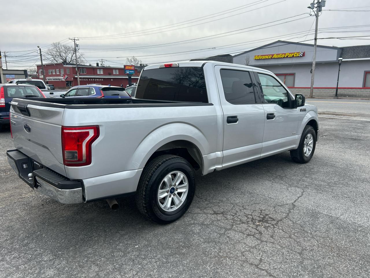 Ford F-150 2WD SuperCrew 157" XL 2016