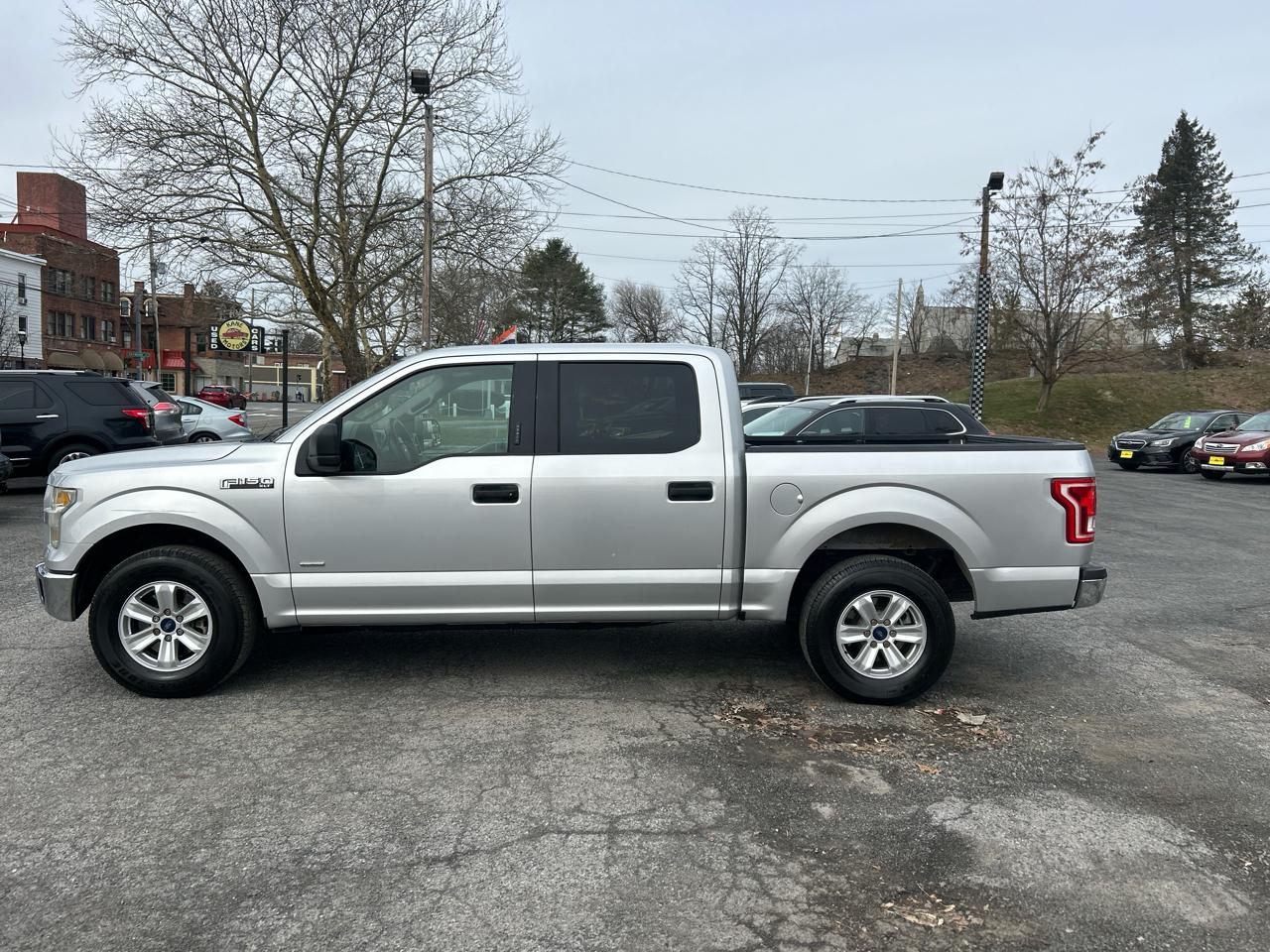 Ford F-150 2WD SuperCrew 157" XL 2016