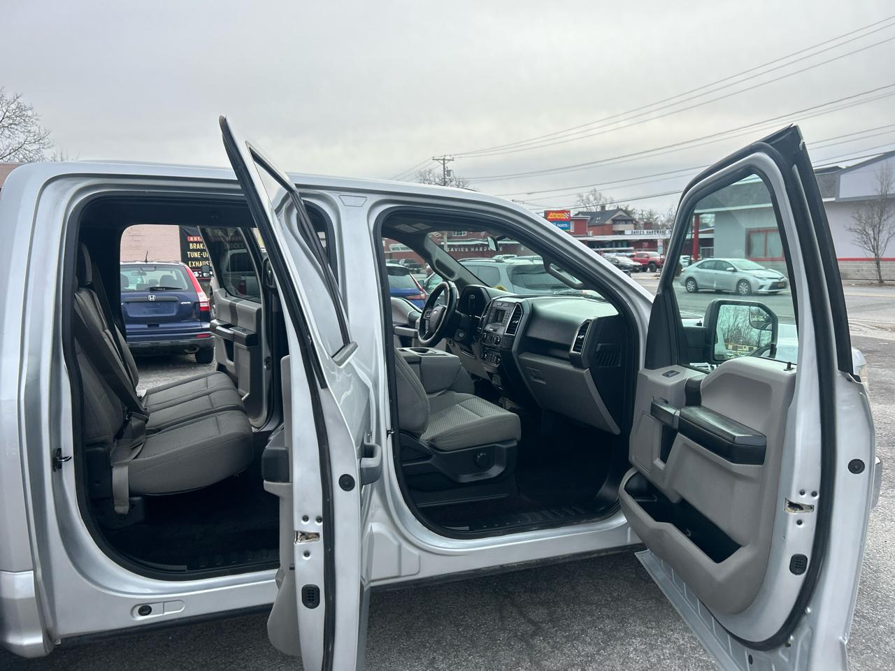 Ford F-150 2WD SuperCrew 157" XL 2016