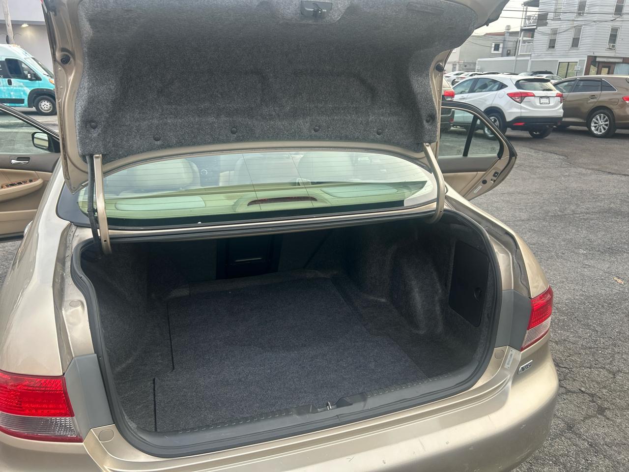 Honda Accord EX V-6 Sedan AT with XM Radio 2004