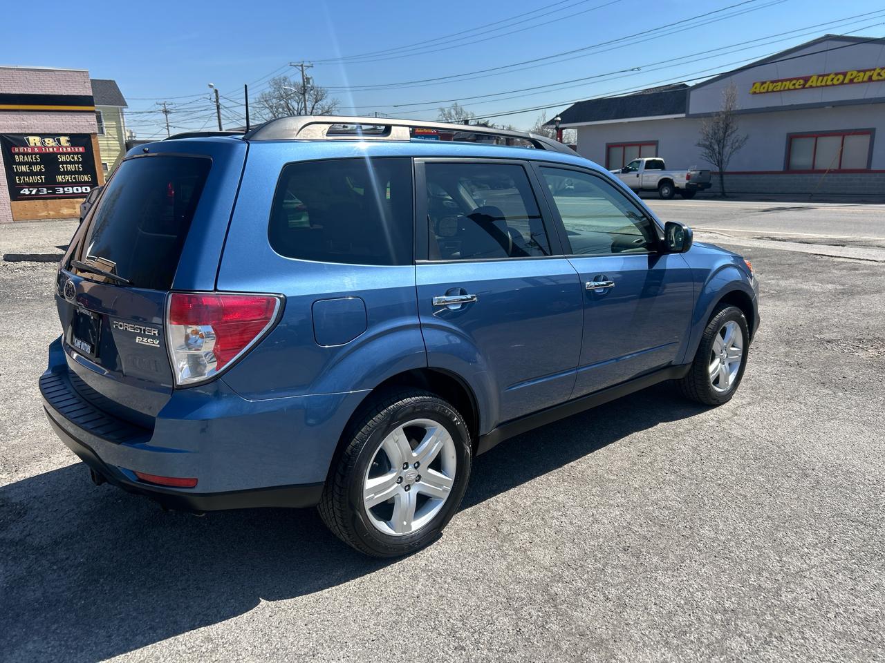 Subaru Forester 2.5X Premium 2010