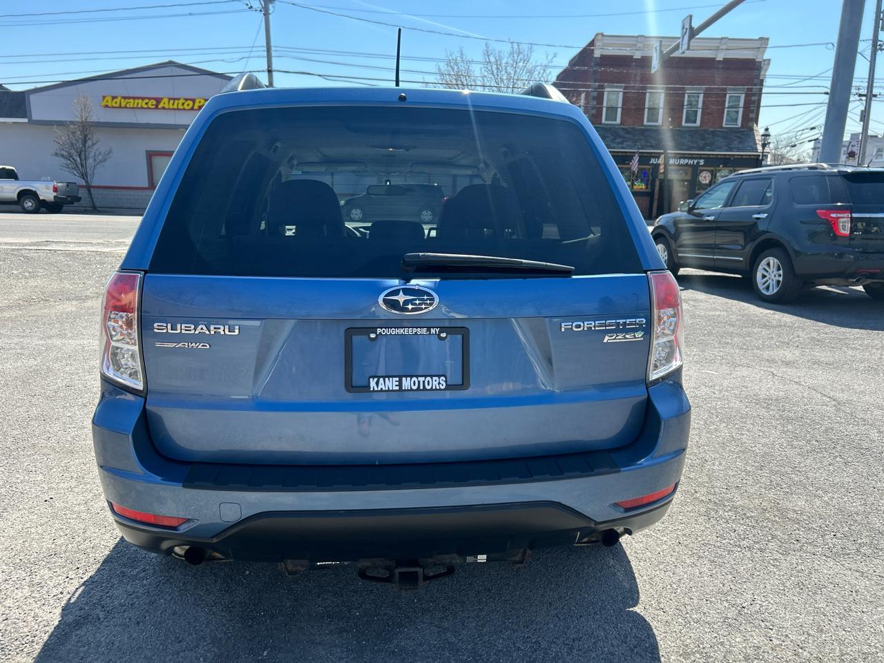 Subaru Forester 2.5X Premium 2010