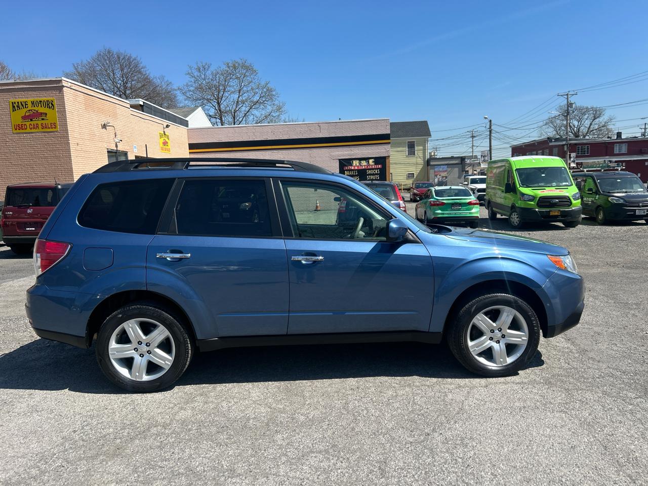 Subaru Forester 2.5X Premium 2010