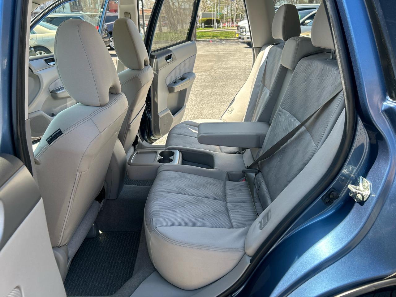 Subaru Forester 2.5X Premium 2010