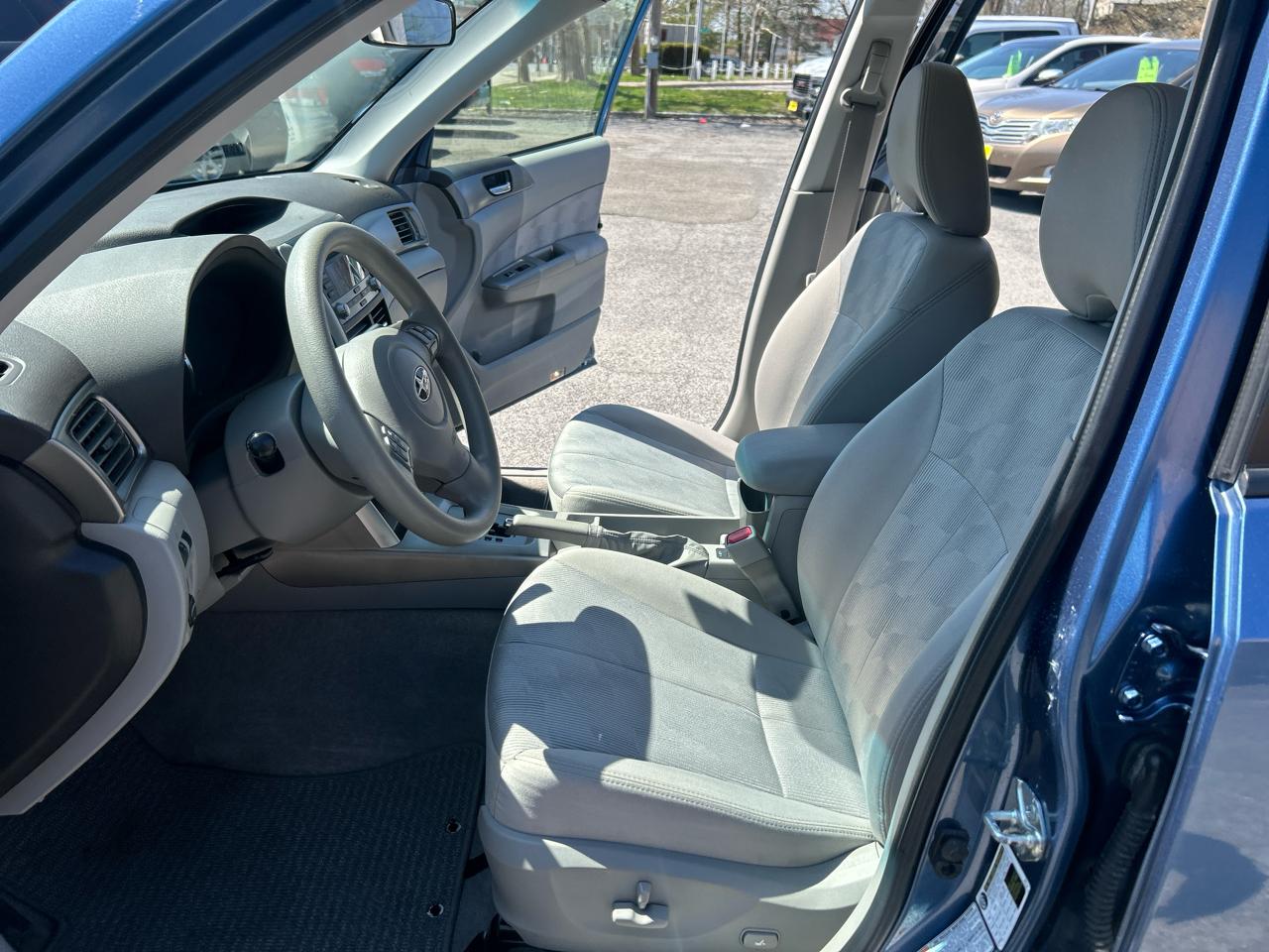 Subaru Forester 2.5X Premium 2010