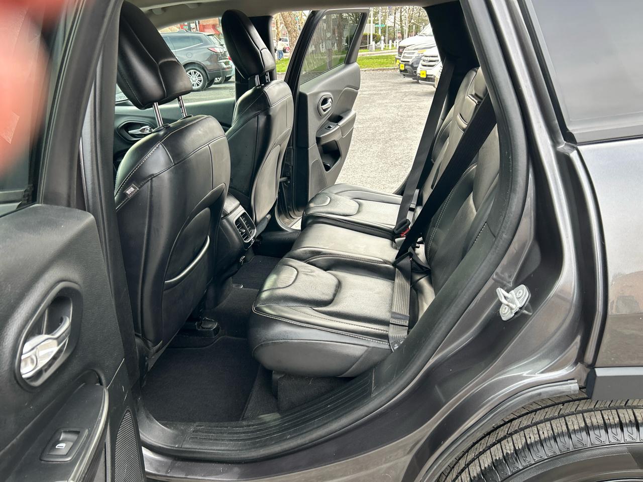 Jeep Cherokee Limited 4WD 2017