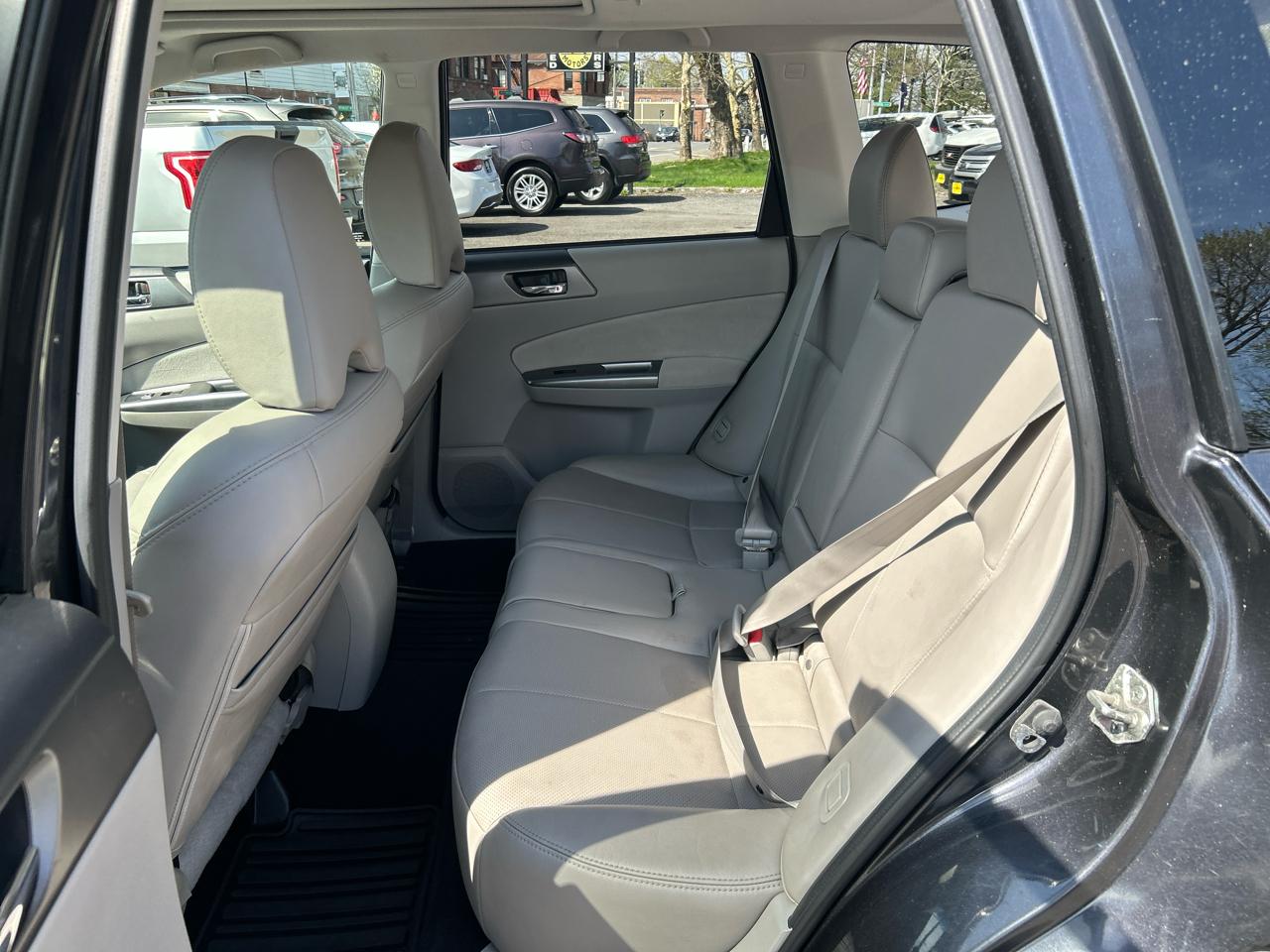 Subaru Forester 2.5X Limited 2013