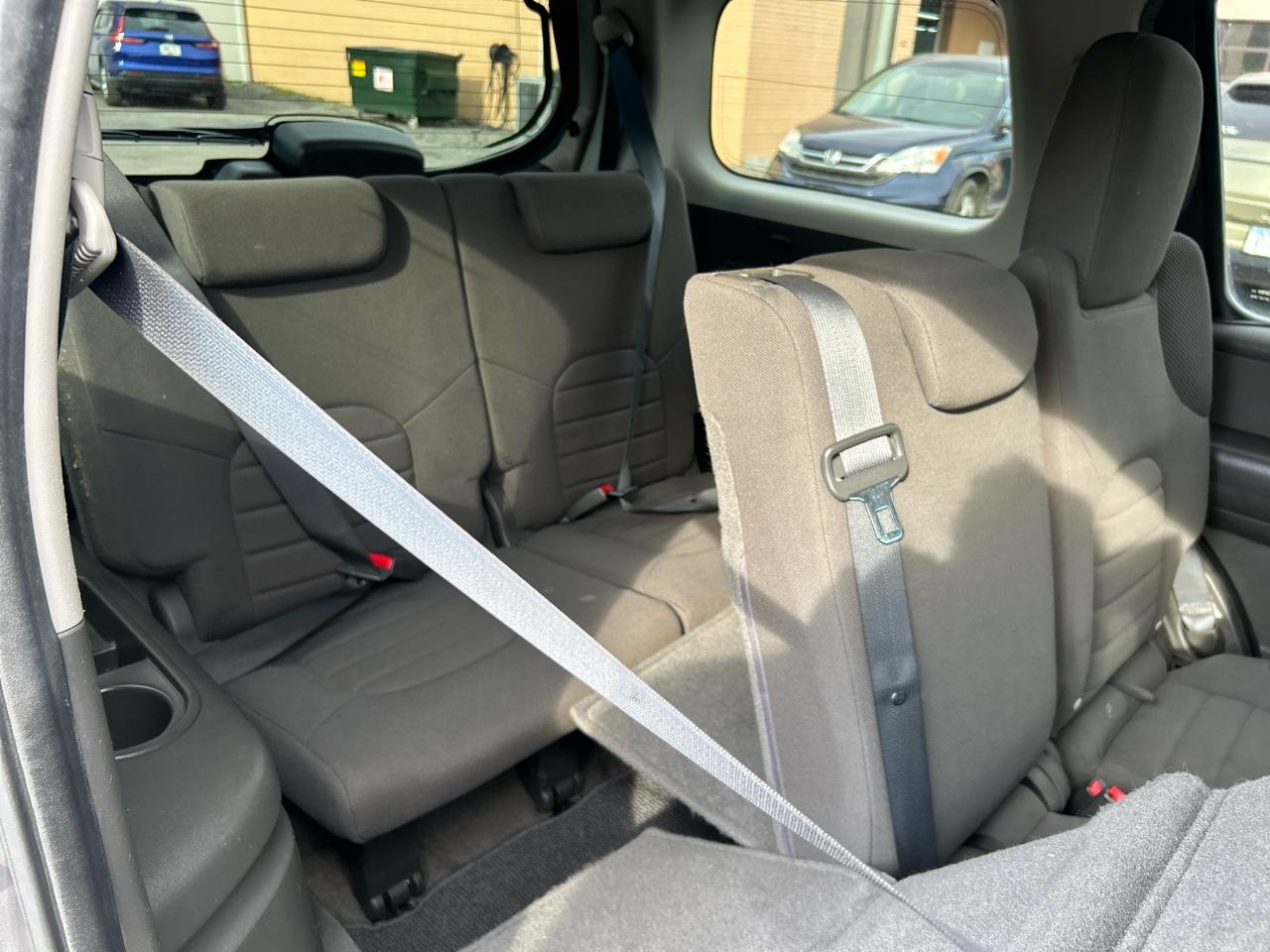 Nissan Pathfinder LE 4WD 2012