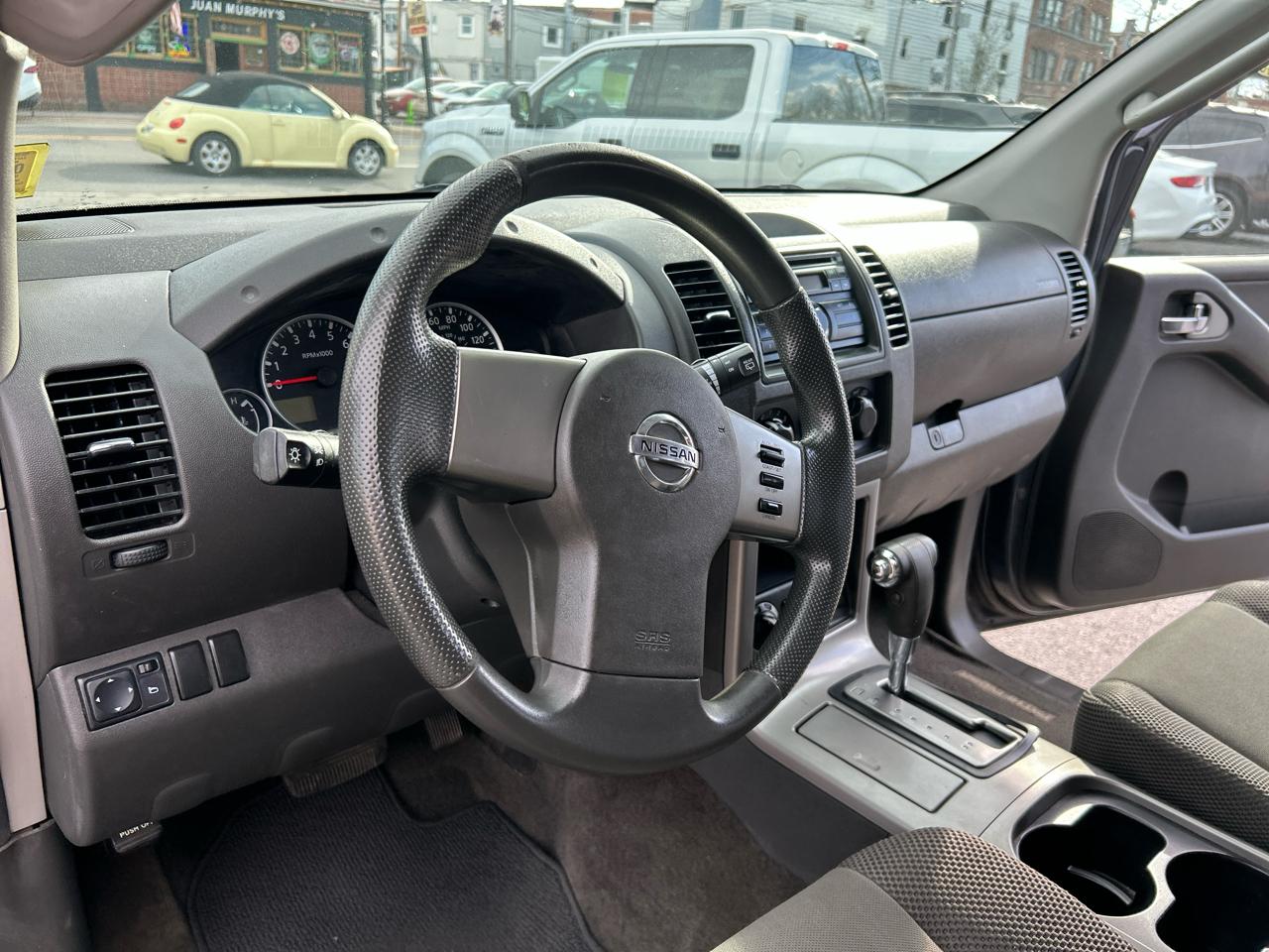 Nissan Pathfinder LE 4WD 2012