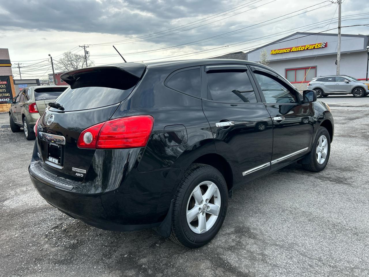 Nissan Rogue S AWD 2012