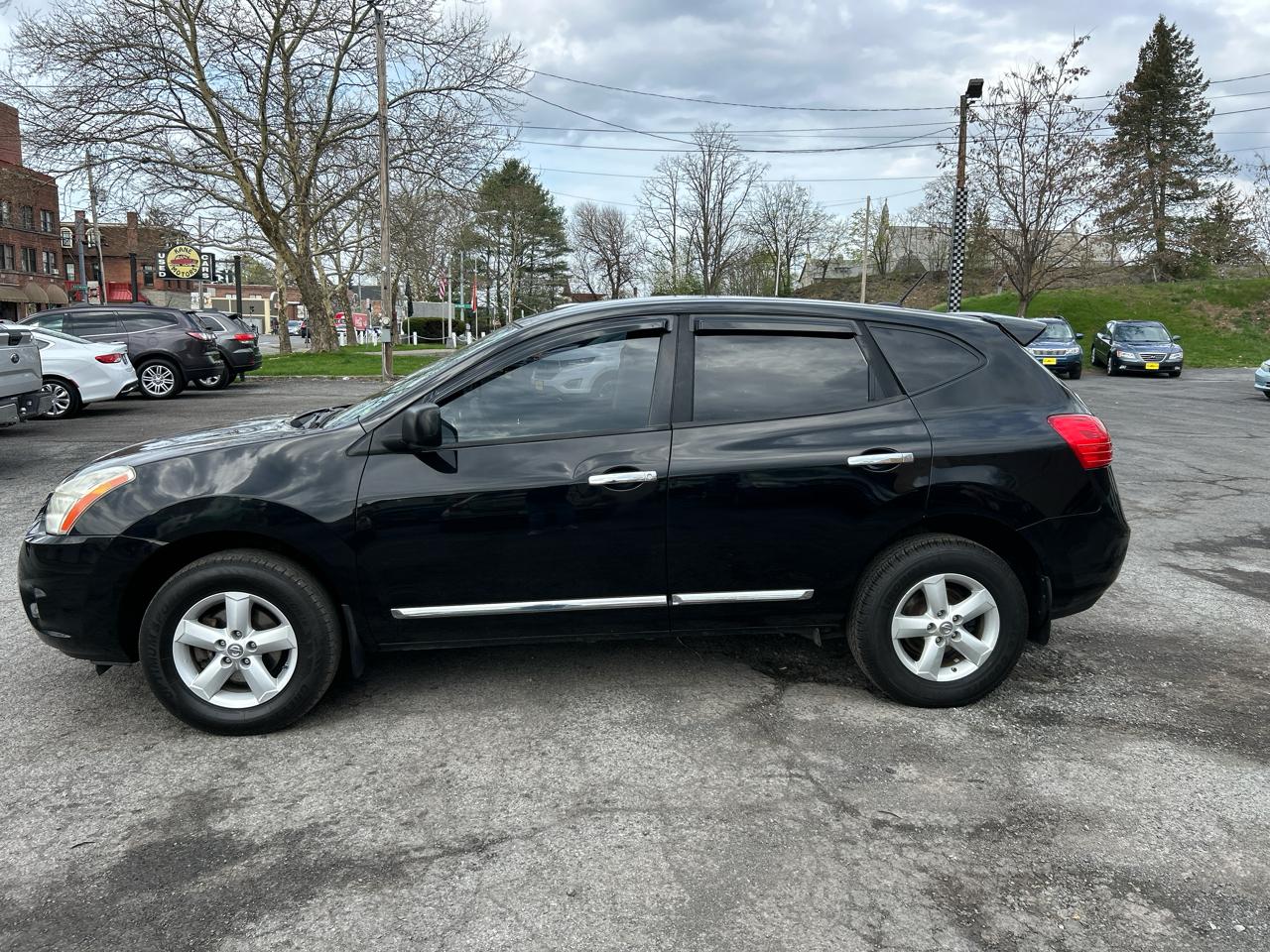 Nissan Rogue S AWD 2012