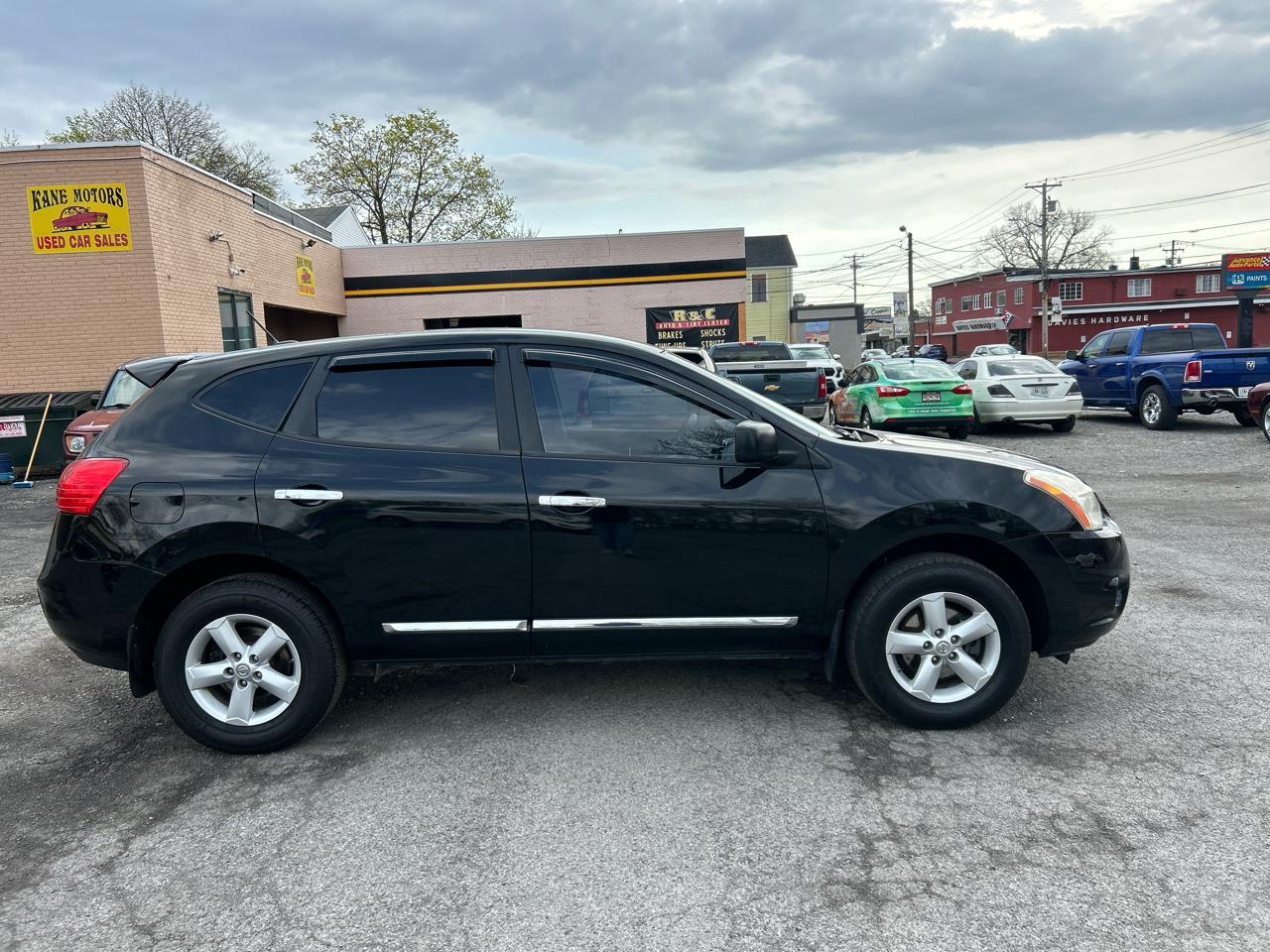 Nissan Rogue S AWD 2012