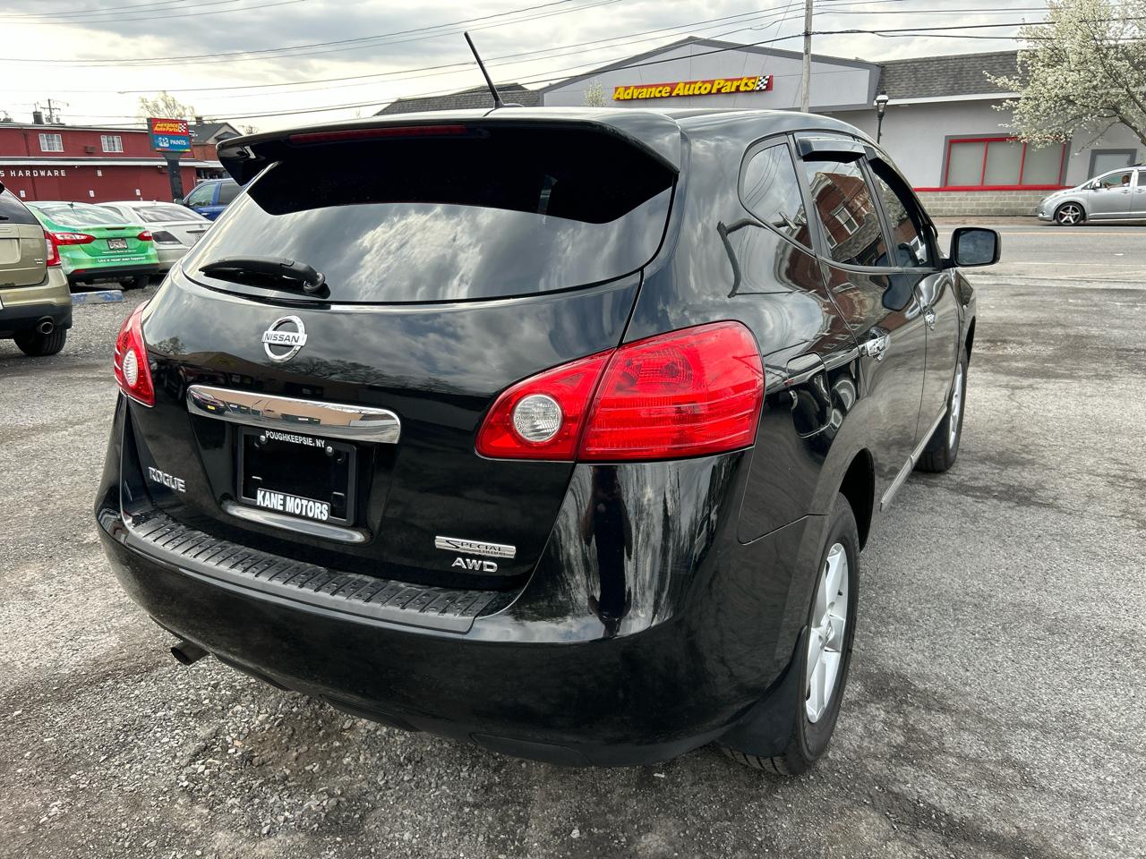 Nissan Rogue S AWD 2012