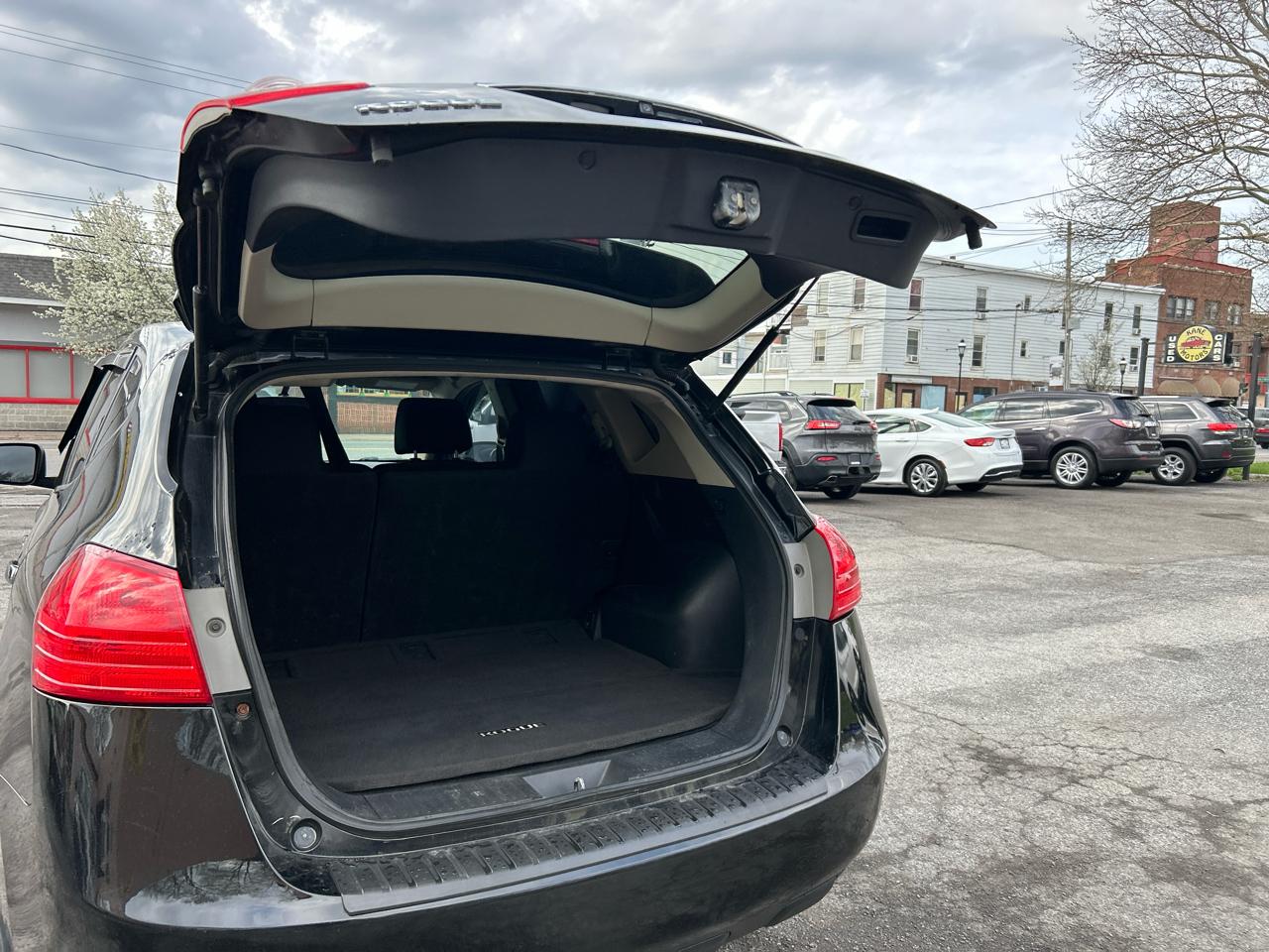 Nissan Rogue S AWD 2012