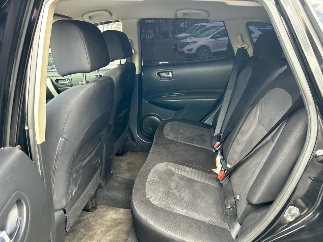 Nissan Rogue S AWD 2012