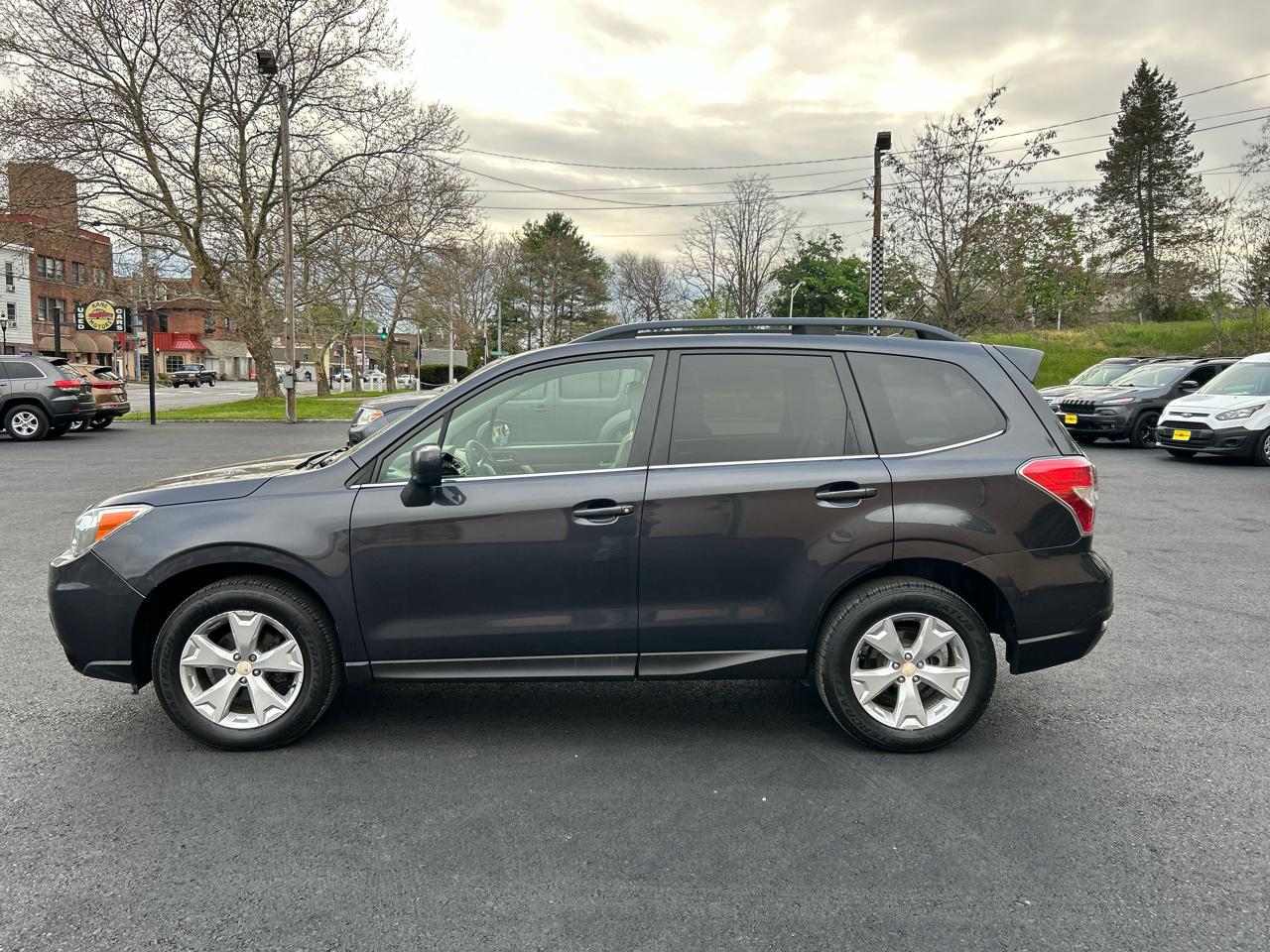 Subaru Forester 2.5i Limited 2015