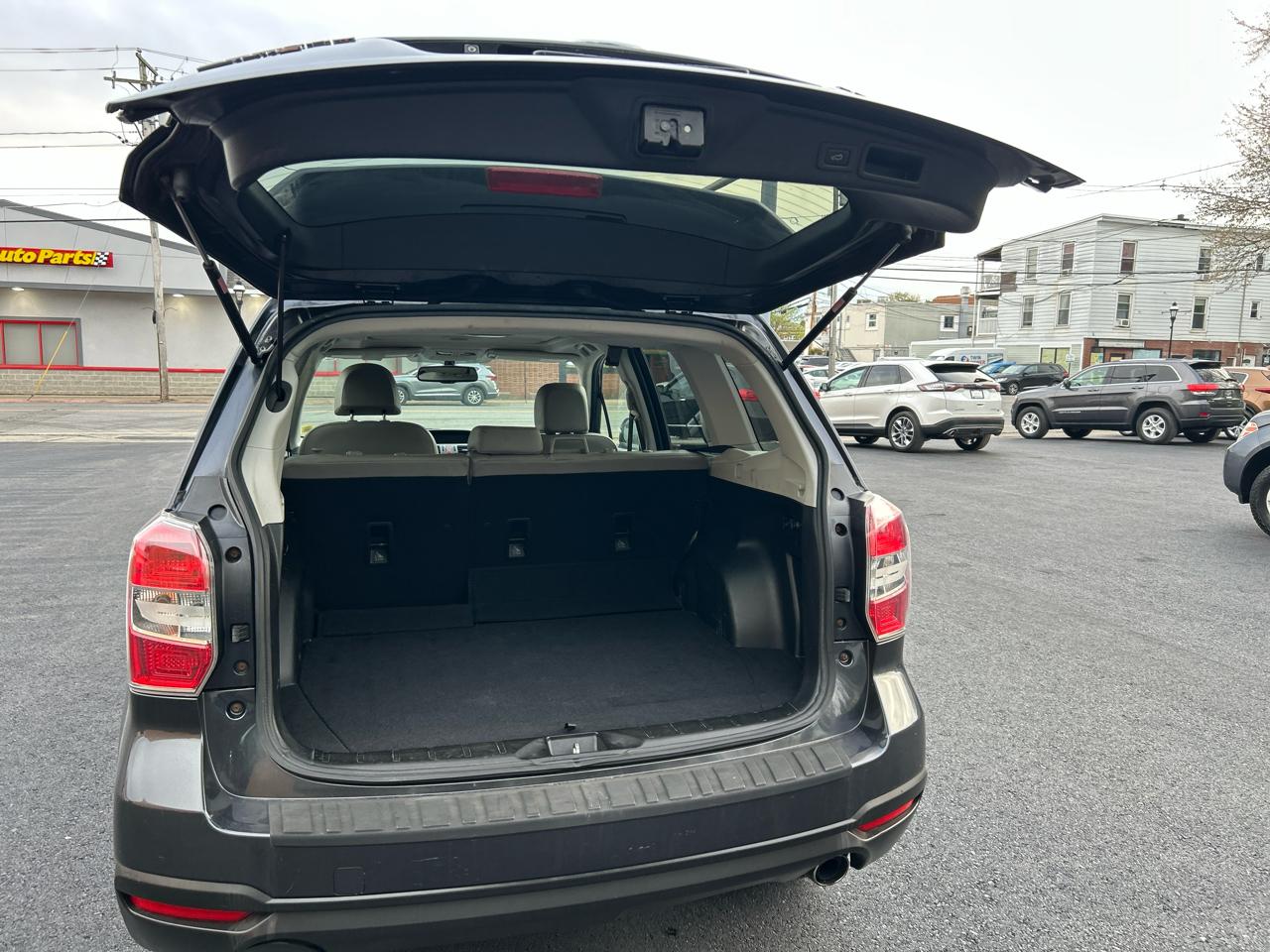 Subaru Forester 2.5i Limited 2015