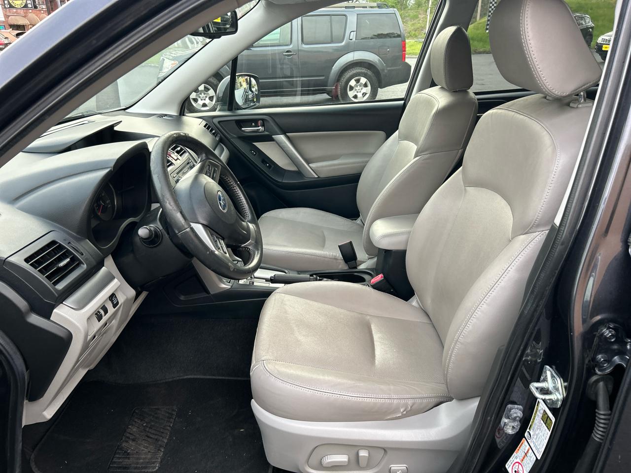 Subaru Forester 2.5i Limited 2015