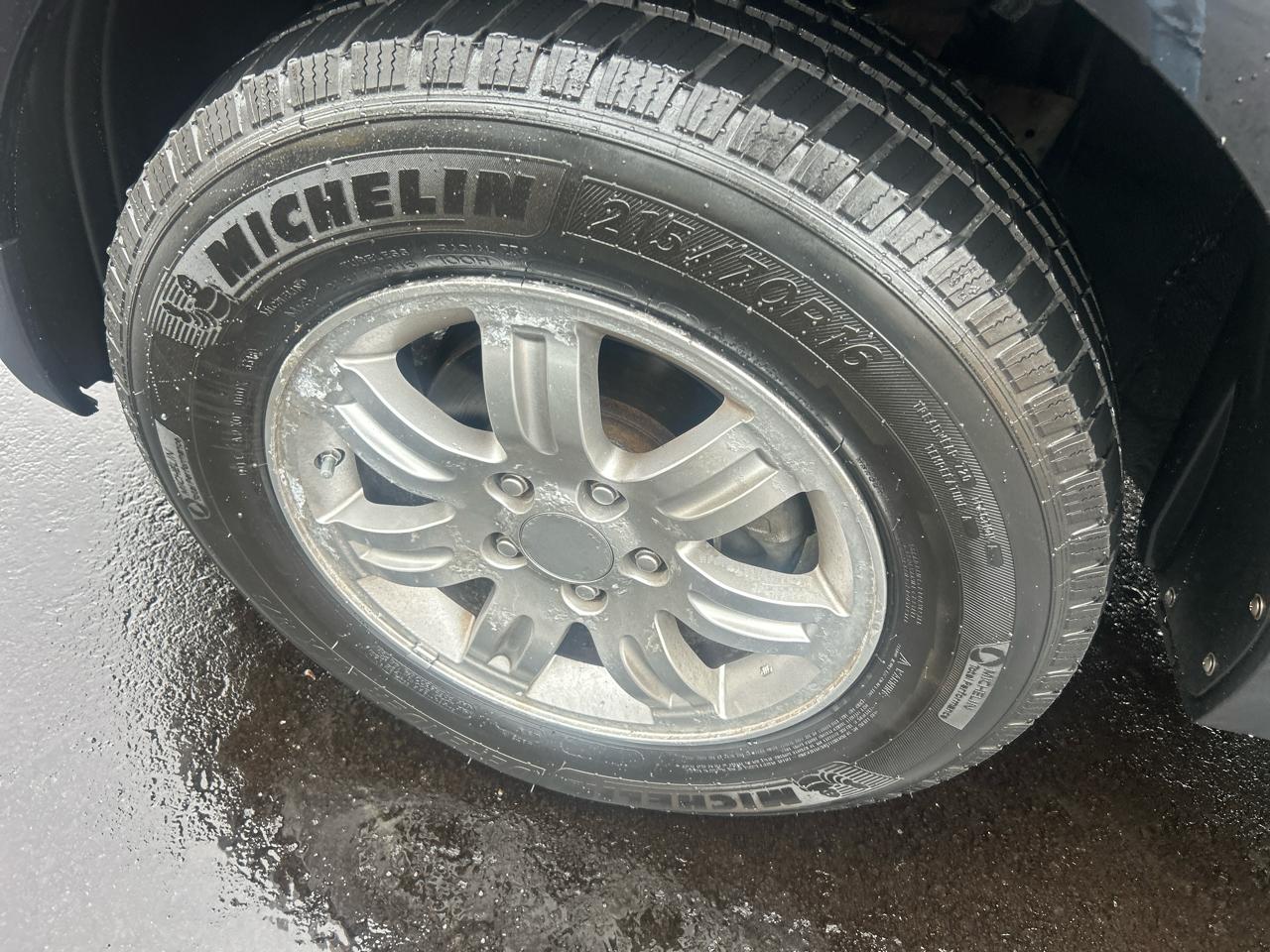 Honda Element EX 4WD AT 2008