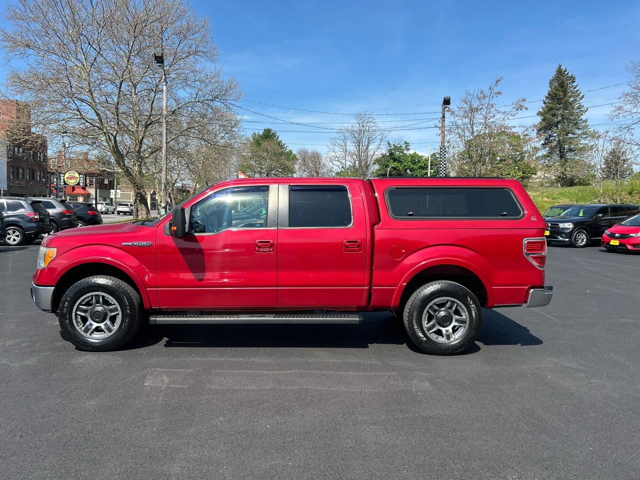 Ford F-150 4WD SuperCrew 139" XLT 2010