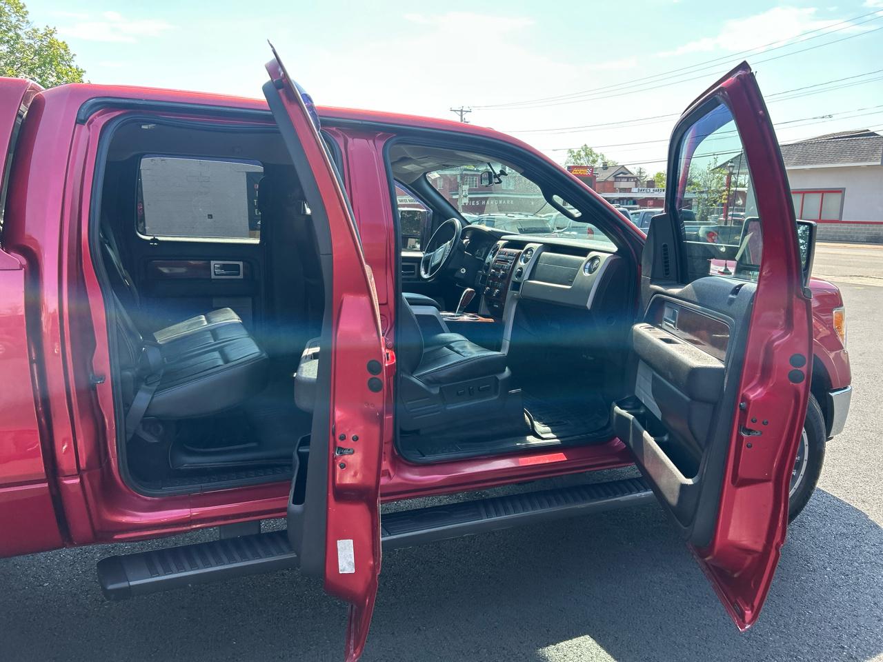 Ford F-150 4WD SuperCrew 139" XLT 2010