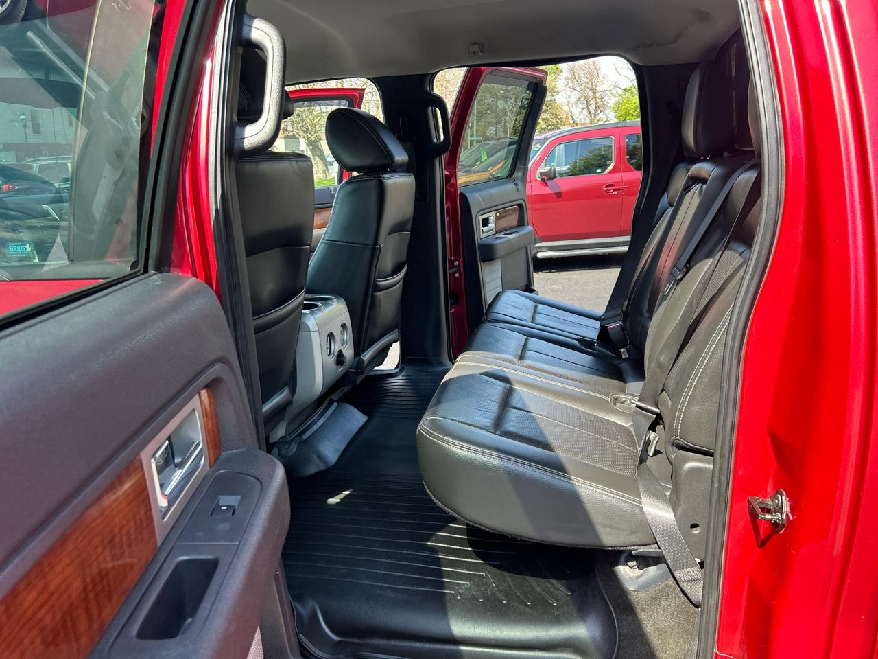 Ford F-150 4WD SuperCrew 139" XLT 2010