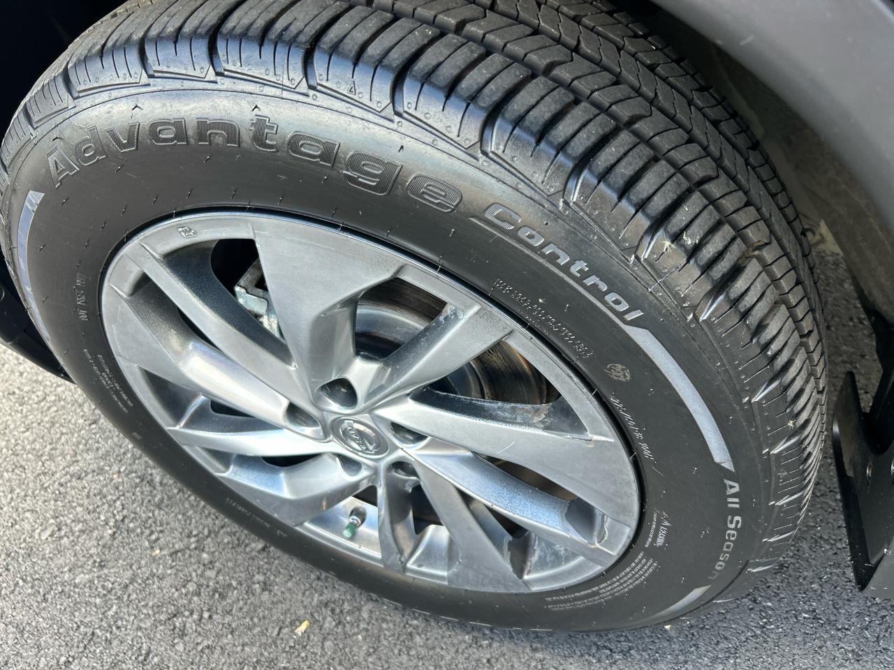 Nissan Rogue S AWD 2014