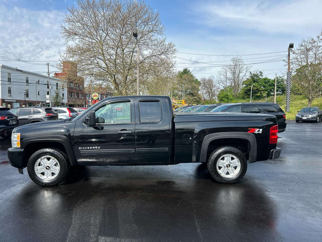Chevrolet Silverado 1500 LT Ext. Cab Long Box 4WD 2011
