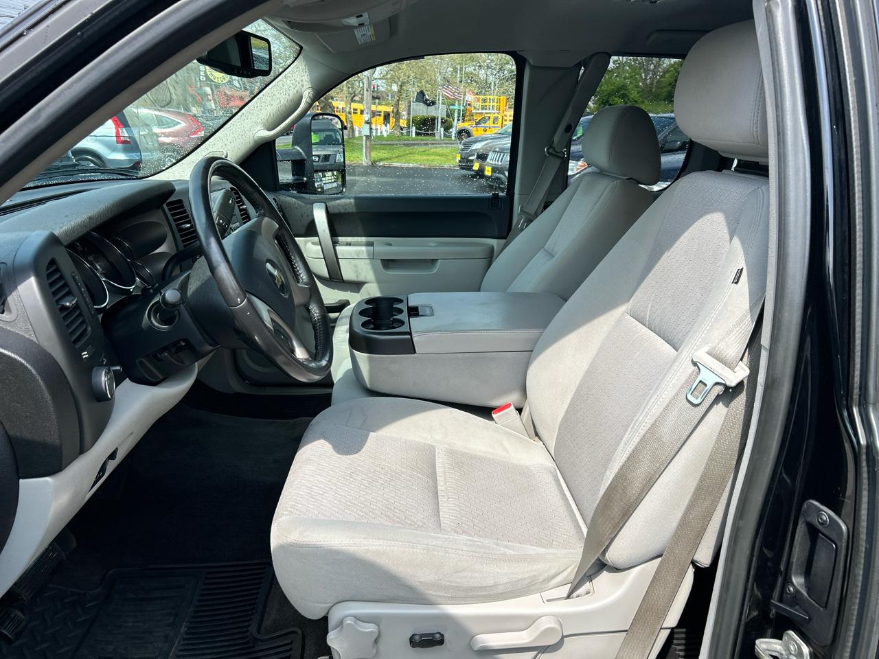 Chevrolet Silverado 1500 LT Ext. Cab Long Box 4WD 2011